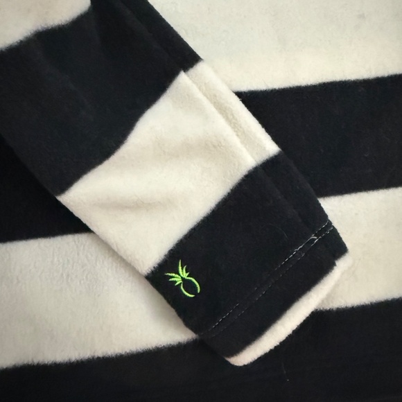 Dudley Stephens Greenpoint Turtleneck in Vello Fleece, NWT, Small Blk/Crm Stripe - Picture 6 of 6